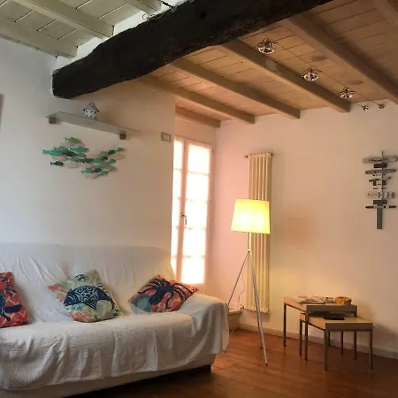 Casa de Férias Da Cleo ...nell'incanto Del Borgo Con Vista Mare Vezzano Ligure